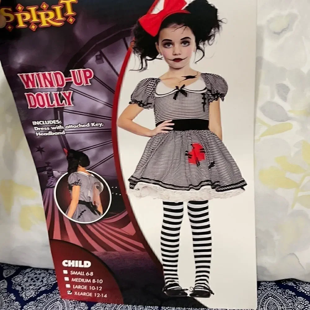 Wind-up Dolly costume